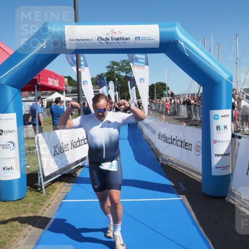17.08.2025 - KN Förde Triathlon 2025 MichiJ http://msf.ph/oto/8597254 17.08.2025 12:07:36 Laufen 323, 633 meine-sportfotos.de