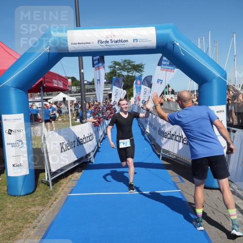 17.08.2025 - KN Förde Triathlon 2025 MichiJ http://msf.ph/oto/8597302 17.08.2025 13:59:23 Laufen 479, 490 meine-sportfotos.de