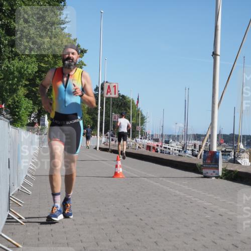 17.08.2025 - KN Förde Triathlon 2025 KatJ http://msf.ph/oto/8597342 17.08.2025 11:45:58 Laufen 303, 310 meine-sportfotos.de
