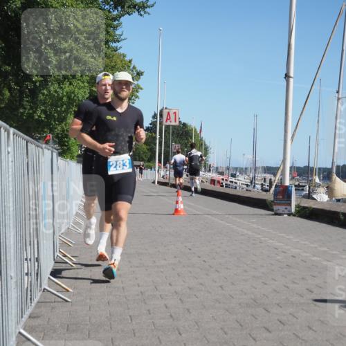 17.08.2025 - KN Förde Triathlon 2025 KatJ http://msf.ph/oto/8597676 17.08.2025 11:46:30 Laufen 265, 283 meine-sportfotos.de