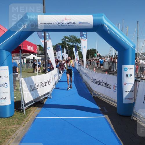 17.08.2025 - KN Förde Triathlon 2025 MichiJ http://msf.ph/oto/8597703 17.08.2025 12:08:11 Laufen 310, 319 meine-sportfotos.de
