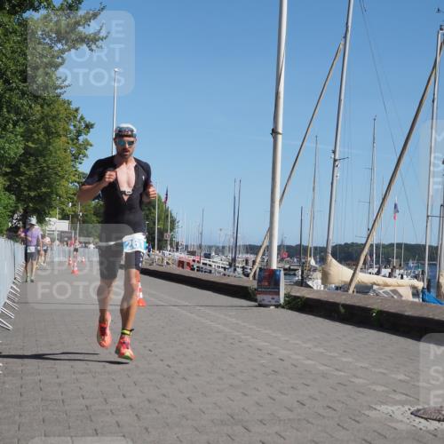 17.08.2025 - KN Förde Triathlon 2025 KatJ http://msf.ph/oto/8597859 17.08.2025 11:47:22 Laufen 261 meine-sportfotos.de