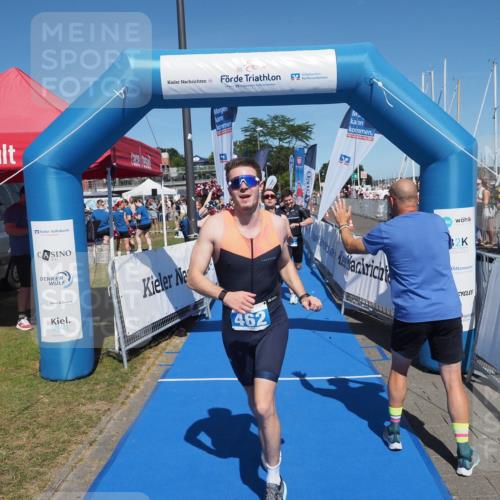 17.08.2025 - KN Förde Triathlon 2025 MichiJ http://msf.ph/oto/8597903 17.08.2025 13:59:55 Laufen 462, 464, 507 meine-sportfotos.de