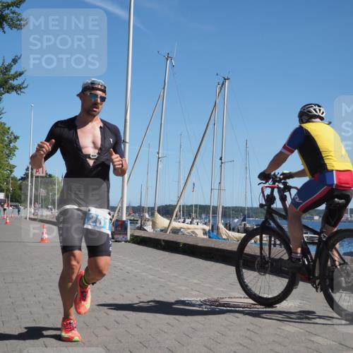 17.08.2025 - KN Förde Triathlon 2025 KatJ http://msf.ph/oto/8597907 17.08.2025 11:47:24 Laufen 261 meine-sportfotos.de