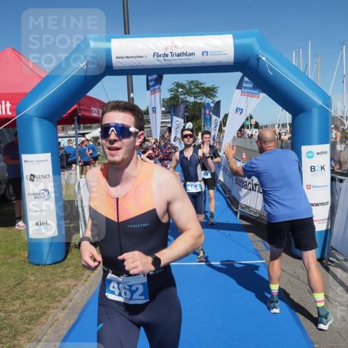 17.08.2025 - KN Förde Triathlon 2025 MichiJ http://msf.ph/oto/8597917 17.08.2025 13:59:55 Laufen 462, 464, 507 meine-sportfotos.de