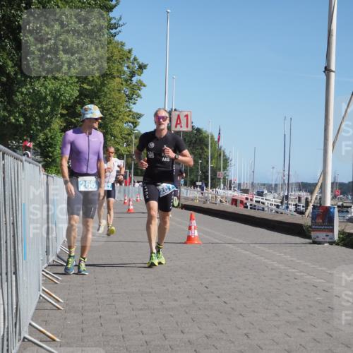 17.08.2025 - KN Förde Triathlon 2025 KatJ http://msf.ph/oto/8597939 17.08.2025 11:47:35 Laufen 266, 267, 287 meine-sportfotos.de