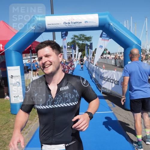 17.08.2025 - KN Förde Triathlon 2025 MichiJ http://msf.ph/oto/8597958 17.08.2025 13:59:57 Laufen 462, 464, 507 meine-sportfotos.de