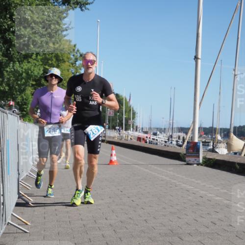17.08.2025 - KN Förde Triathlon 2025 KatJ http://msf.ph/oto/8597974 17.08.2025 11:47:36 Laufen 266, 267, 287 meine-sportfotos.de