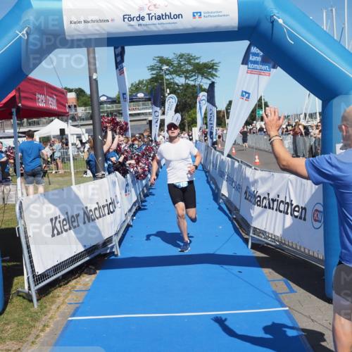17.08.2025 - KN Förde Triathlon 2025 MichiJ http://msf.ph/oto/8598102 17.08.2025 14:00:18 Laufen 435 meine-sportfotos.de