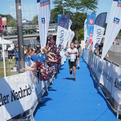 17.08.2025 - KN Förde Triathlon 2025 MichiJ http://msf.ph/oto/8598158 17.08.2025 14:00:28 Laufen 452 meine-sportfotos.de