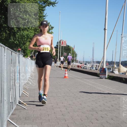 17.08.2025 - KN Förde Triathlon 2025 KatJ http://msf.ph/oto/8598164 17.08.2025 11:47:55 Laufen 615 meine-sportfotos.de