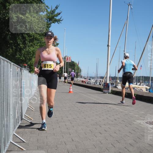 17.08.2025 - KN Förde Triathlon 2025 KatJ http://msf.ph/oto/8598171 17.08.2025 11:47:55 Laufen 615 meine-sportfotos.de