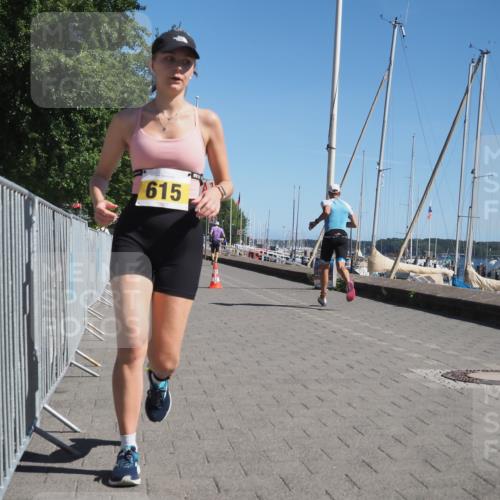 17.08.2025 - KN Förde Triathlon 2025 KatJ http://msf.ph/oto/8598196 17.08.2025 11:47:56 Laufen 615 meine-sportfotos.de