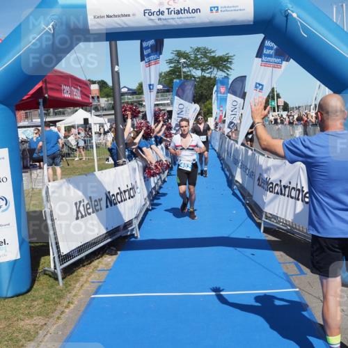 17.08.2025 - KN Förde Triathlon 2025 MichiJ http://msf.ph/oto/8598235 17.08.2025 14:00:30 Laufen 432, 452 meine-sportfotos.de