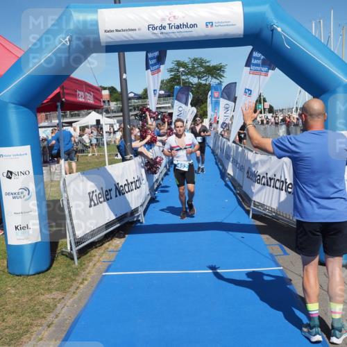 17.08.2025 - KN Förde Triathlon 2025 MichiJ http://msf.ph/oto/8598246 17.08.2025 14:00:30 Laufen 432, 452 meine-sportfotos.de
