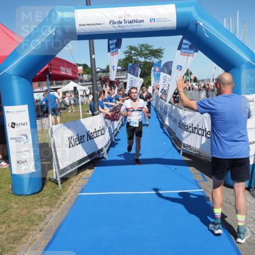 17.08.2025 - KN Förde Triathlon 2025 MichiJ http://msf.ph/oto/8598254 17.08.2025 14:00:30 Laufen 432, 452 meine-sportfotos.de