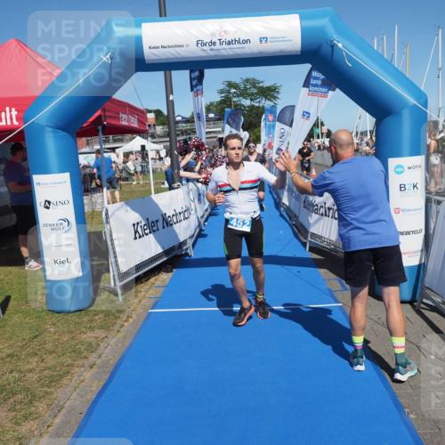 17.08.2025 - KN Förde Triathlon 2025 MichiJ http://msf.ph/oto/8598279 17.08.2025 14:00:31 Laufen 432, 452 meine-sportfotos.de