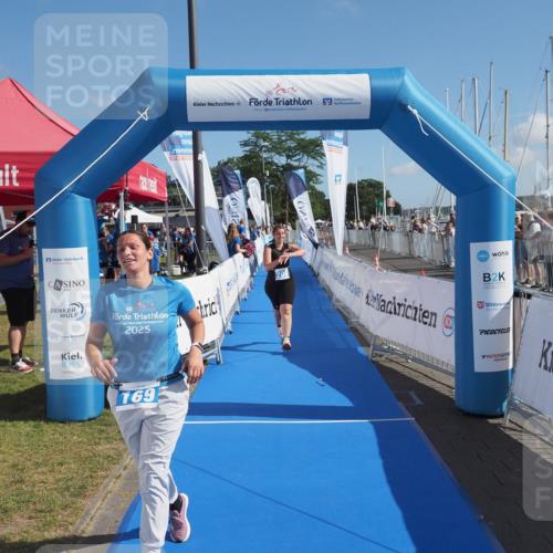 17.08.2025 - KN Förde Triathlon 2025 MichiJ http://msf.ph/oto/8598305 17.08.2025 10:45:47 Laufen 169, 208 meine-sportfotos.de