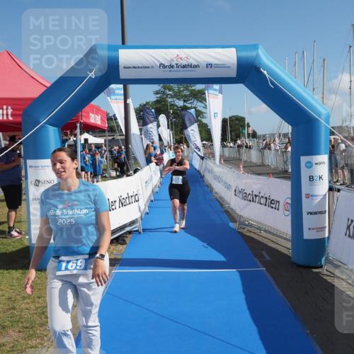 17.08.2025 - KN Förde Triathlon 2025 MichiJ http://msf.ph/oto/8598311 17.08.2025 10:45:47 Laufen 169, 208 meine-sportfotos.de