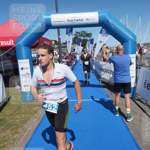 17.08.2025 - KN Förde Triathlon 2025 MichiJ http://msf.ph/oto/8598319 17.08.2025 14:00:33 Laufen 432, 452 meine-sportfotos.de