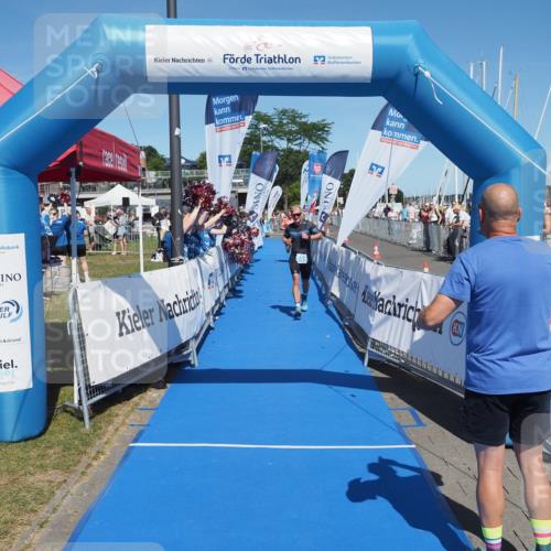 17.08.2025 - KN Förde Triathlon 2025 MichiJ http://msf.ph/oto/8598423 17.08.2025 14:01:03 Laufen 505, 522 meine-sportfotos.de