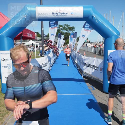 17.08.2025 - KN Förde Triathlon 2025 MichiJ http://msf.ph/oto/8598509 17.08.2025 14:01:06 Laufen 505, 522 meine-sportfotos.de
