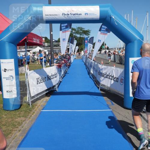 17.08.2025 - KN Förde Triathlon 2025 MichiJ http://msf.ph/oto/8598606 17.08.2025 14:01:09 Laufen 505, 522 meine-sportfotos.de