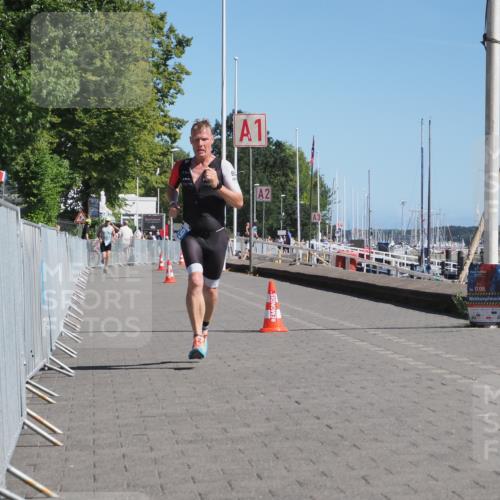 17.08.2025 - KN Förde Triathlon 2025 KatJ http://msf.ph/oto/8598608 17.08.2025 11:49:22 Laufen 389 meine-sportfotos.de
