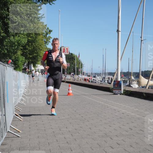 17.08.2025 - KN Förde Triathlon 2025 KatJ http://msf.ph/oto/8598628 17.08.2025 11:49:23 Laufen 389 meine-sportfotos.de