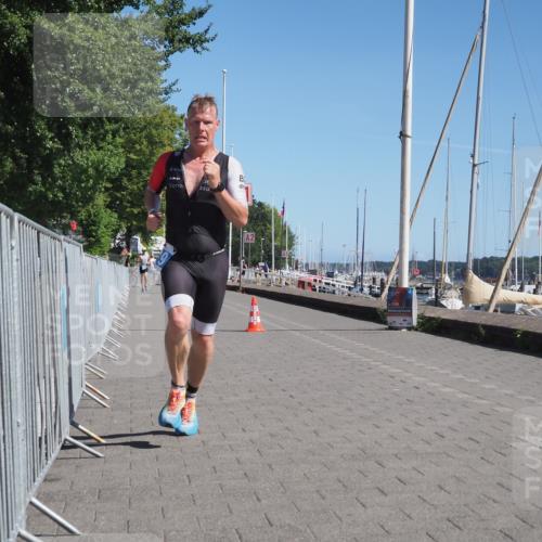 17.08.2025 - KN Förde Triathlon 2025 KatJ http://msf.ph/oto/8598653 17.08.2025 11:49:24 Laufen 389 meine-sportfotos.de