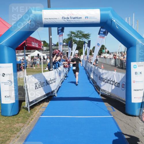17.08.2025 - KN Förde Triathlon 2025 MichiJ http://msf.ph/oto/8598661 17.08.2025 14:01:19 Laufen 448 meine-sportfotos.de