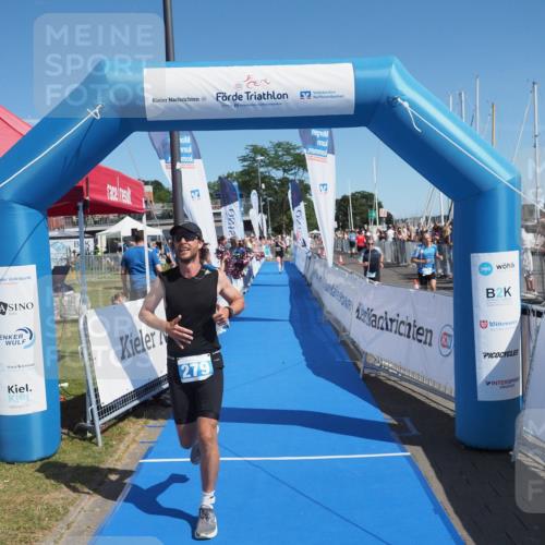 17.08.2025 - KN Förde Triathlon 2025 MichiJ http://msf.ph/oto/8598691 17.08.2025 12:12:31 Laufen 279 meine-sportfotos.de