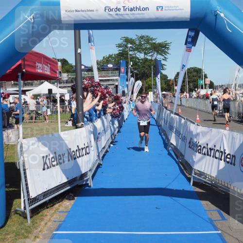 17.08.2025 - KN Förde Triathlon 2025 MichiJ http://msf.ph/oto/8598759 17.08.2025 14:01:56 Laufen 504 meine-sportfotos.de