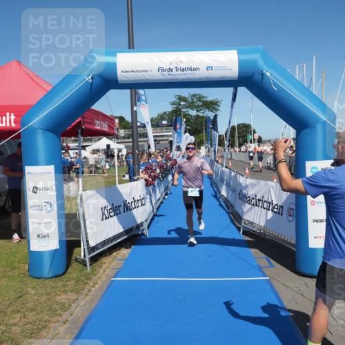 17.08.2025 - KN Förde Triathlon 2025 MichiJ http://msf.ph/oto/8598796 17.08.2025 14:01:58 Laufen 504 meine-sportfotos.de
