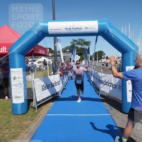 17.08.2025 - KN Förde Triathlon 2025 MichiJ http://msf.ph/oto/8598800 17.08.2025 14:01:58 Laufen 504 meine-sportfotos.de