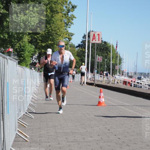 17.08.2025 - KN Förde Triathlon 2025 KatJ http://msf.ph/oto/8598804 17.08.2025 11:49:59 Laufen 274, 294 meine-sportfotos.de