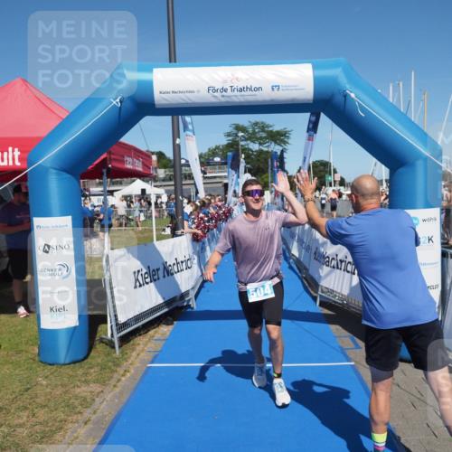 17.08.2025 - KN Förde Triathlon 2025 MichiJ http://msf.ph/oto/8598818 17.08.2025 14:01:59 Laufen 504 meine-sportfotos.de