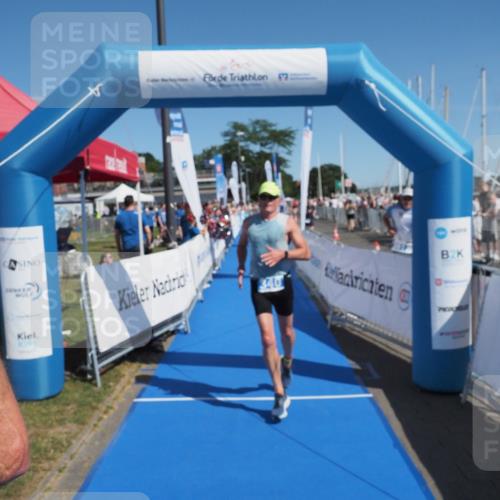 17.08.2025 - KN Förde Triathlon 2025 MichiJ http://msf.ph/oto/8598834 17.08.2025 12:12:44 Laufen 321, 340 meine-sportfotos.de