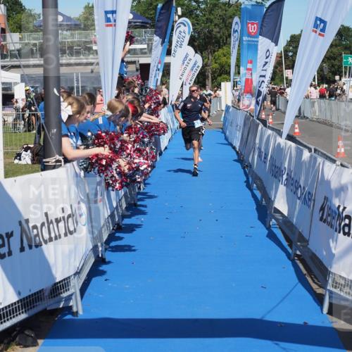 17.08.2025 - KN Förde Triathlon 2025 MichiJ http://msf.ph/oto/8598836 17.08.2025 14:02:16 Laufen 508, 525 meine-sportfotos.de