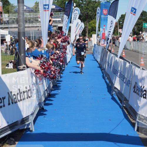 17.08.2025 - KN Förde Triathlon 2025 MichiJ http://msf.ph/oto/8598839 17.08.2025 14:02:16 Laufen 508, 525 meine-sportfotos.de