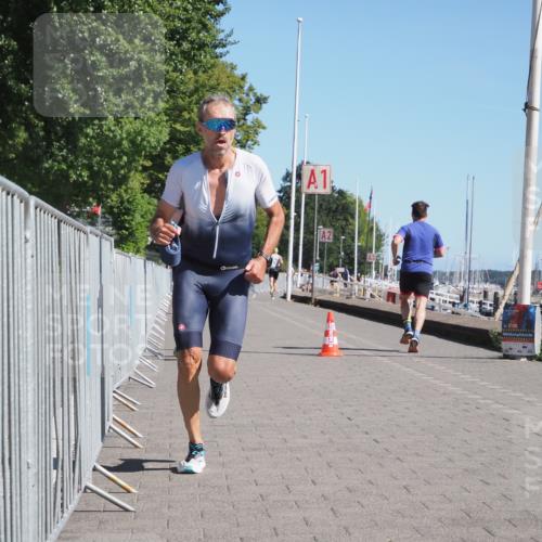 17.08.2025 - KN Förde Triathlon 2025 KatJ http://msf.ph/oto/8598846 17.08.2025 11:50:01 Laufen 274, 294 meine-sportfotos.de