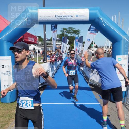 17.08.2025 - KN Förde Triathlon 2025 MichiJ http://msf.ph/oto/8598991 17.08.2025 14:02:23 Laufen 508, 525, 528, 541 meine-sportfotos.de