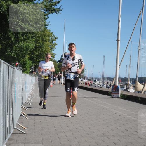 17.08.2025 - KN Förde Triathlon 2025 KatJ http://msf.ph/oto/8599003 17.08.2025 11:50:33 Laufen 299, 611 meine-sportfotos.de