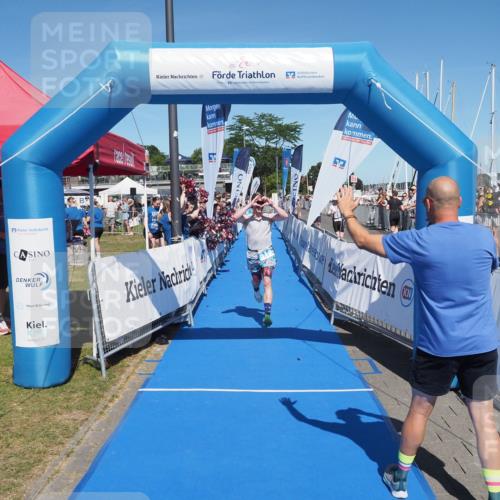 17.08.2025 - KN Förde Triathlon 2025 MichiJ http://msf.ph/oto/8599140 17.08.2025 14:02:38 Laufen 512 meine-sportfotos.de