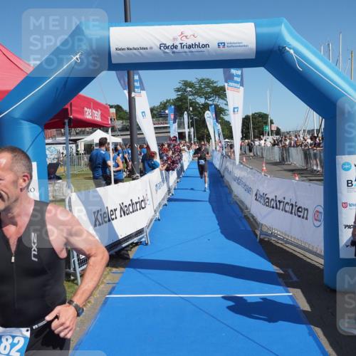 17.08.2025 - KN Förde Triathlon 2025 MichiJ http://msf.ph/oto/8599141 17.08.2025 12:13:39 Laufen 282, 324 meine-sportfotos.de
