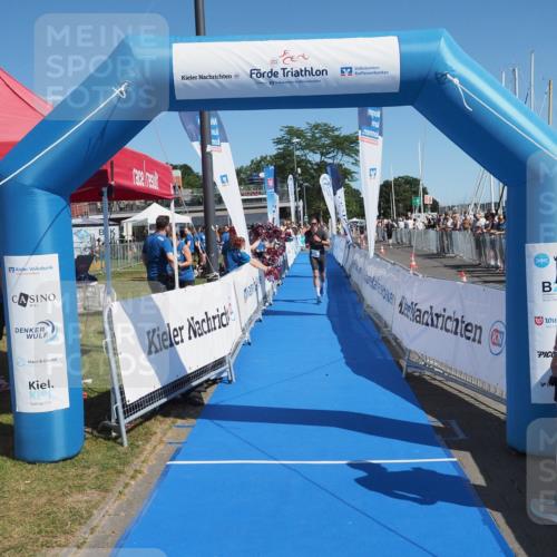 17.08.2025 - KN Förde Triathlon 2025 MichiJ http://msf.ph/oto/8599148 17.08.2025 12:13:39 Laufen 282, 324 meine-sportfotos.de