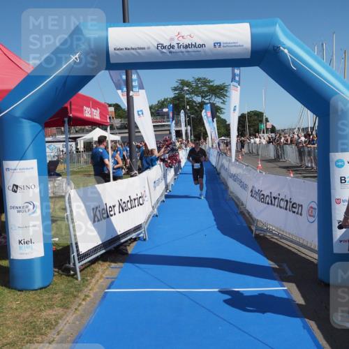 17.08.2025 - KN Förde Triathlon 2025 MichiJ http://msf.ph/oto/8599154 17.08.2025 12:13:40 Laufen 282, 324 meine-sportfotos.de