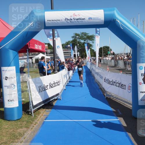 17.08.2025 - KN Förde Triathlon 2025 MichiJ http://msf.ph/oto/8599166 17.08.2025 12:13:40 Laufen 282, 324 meine-sportfotos.de