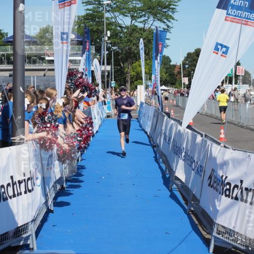 17.08.2025 - KN Förde Triathlon 2025 MichiJ http://msf.ph/oto/8599178 17.08.2025 14:03:05 Laufen 516 meine-sportfotos.de