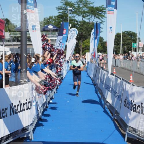 17.08.2025 - KN Förde Triathlon 2025 MichiJ http://msf.ph/oto/8599297 17.08.2025 14:03:38 Laufen 494, 546 meine-sportfotos.de
